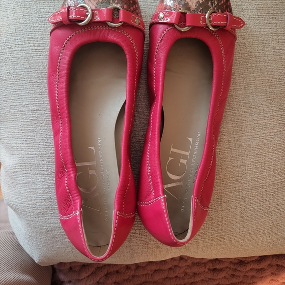 AGL Women's Red Ballet Flats with Snakeskin Toe - Picture 9 of 9